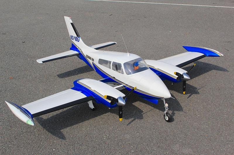 Giant Cessna 310 Twin Engine 15cc or EP ARF 81
